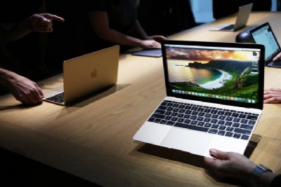 Kế thừa iPhone 8, MacBook mới cũng sẽ có màn hình OLED